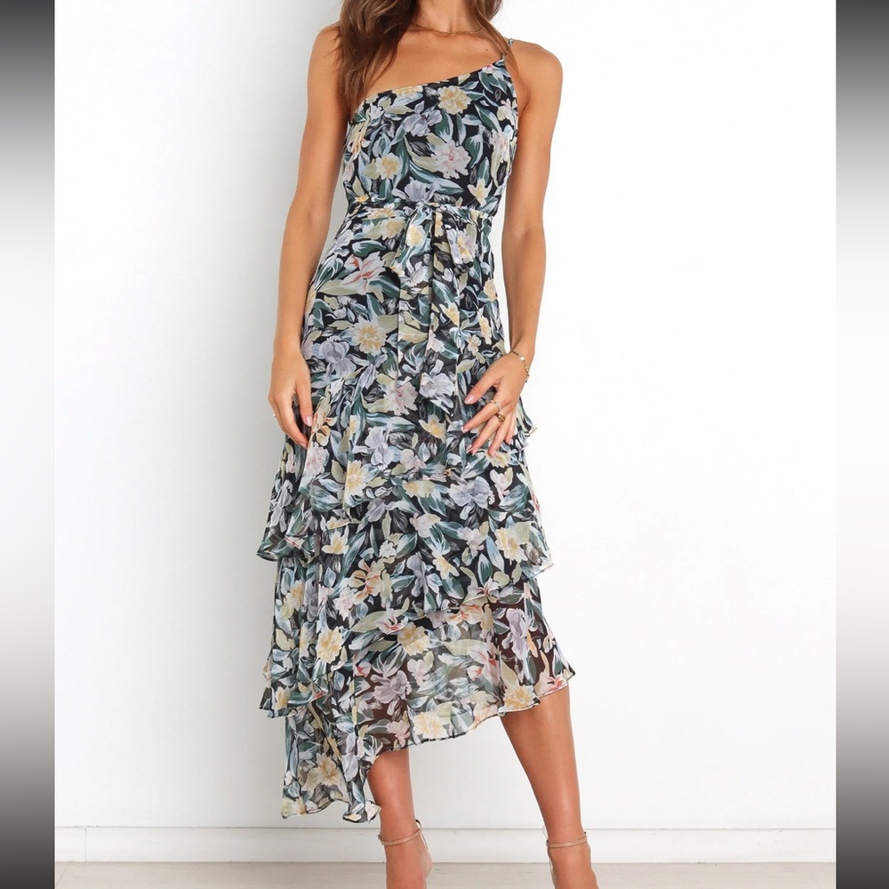 Petal & Pup Black Floral Tiered Midi Dress